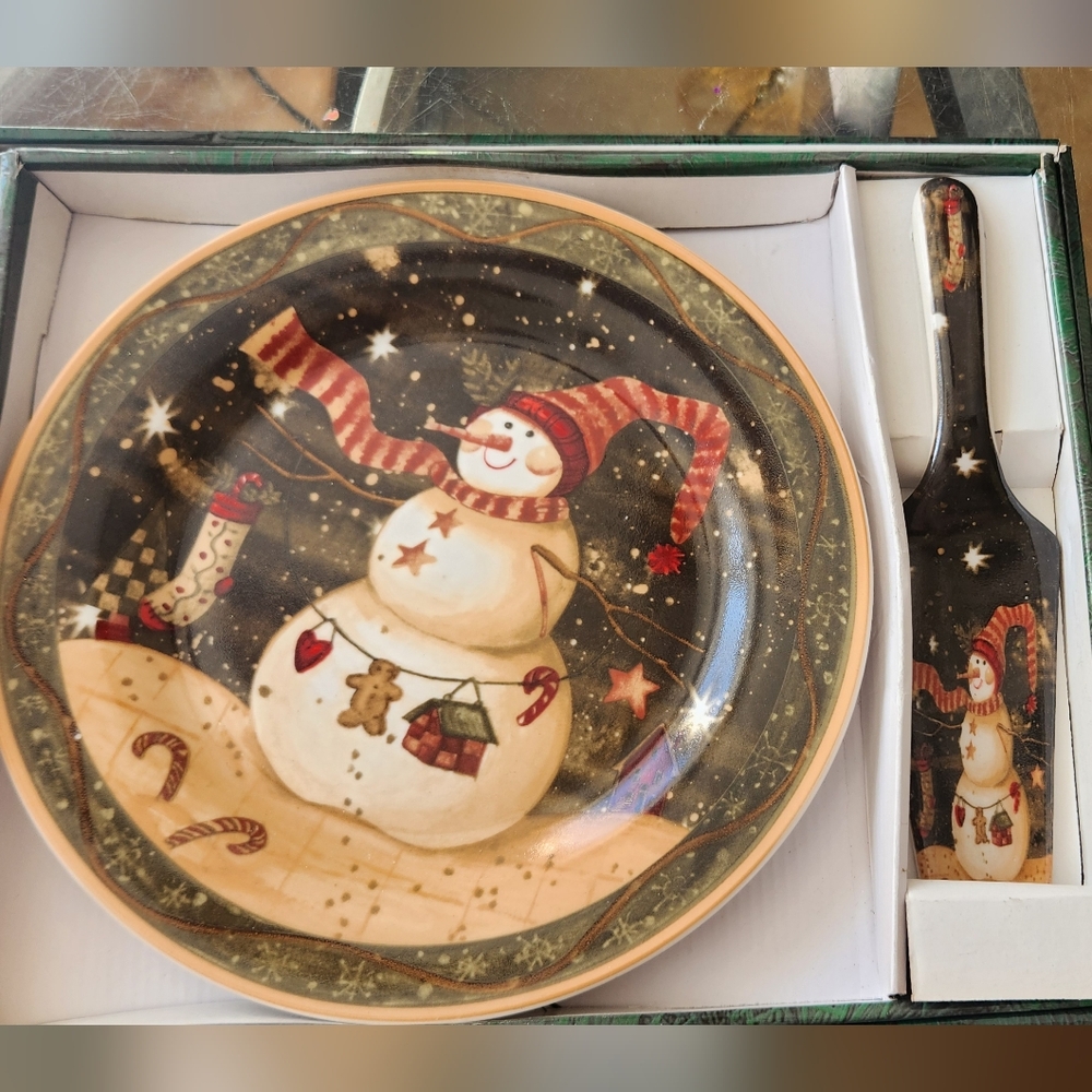 Sherwood Brands llc of Rockville MD Snowman Plate and Cake slicer
